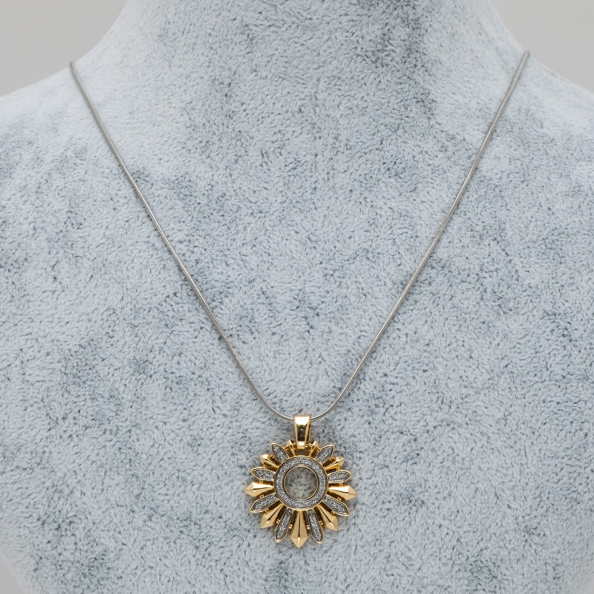 Solar Shine Kolye